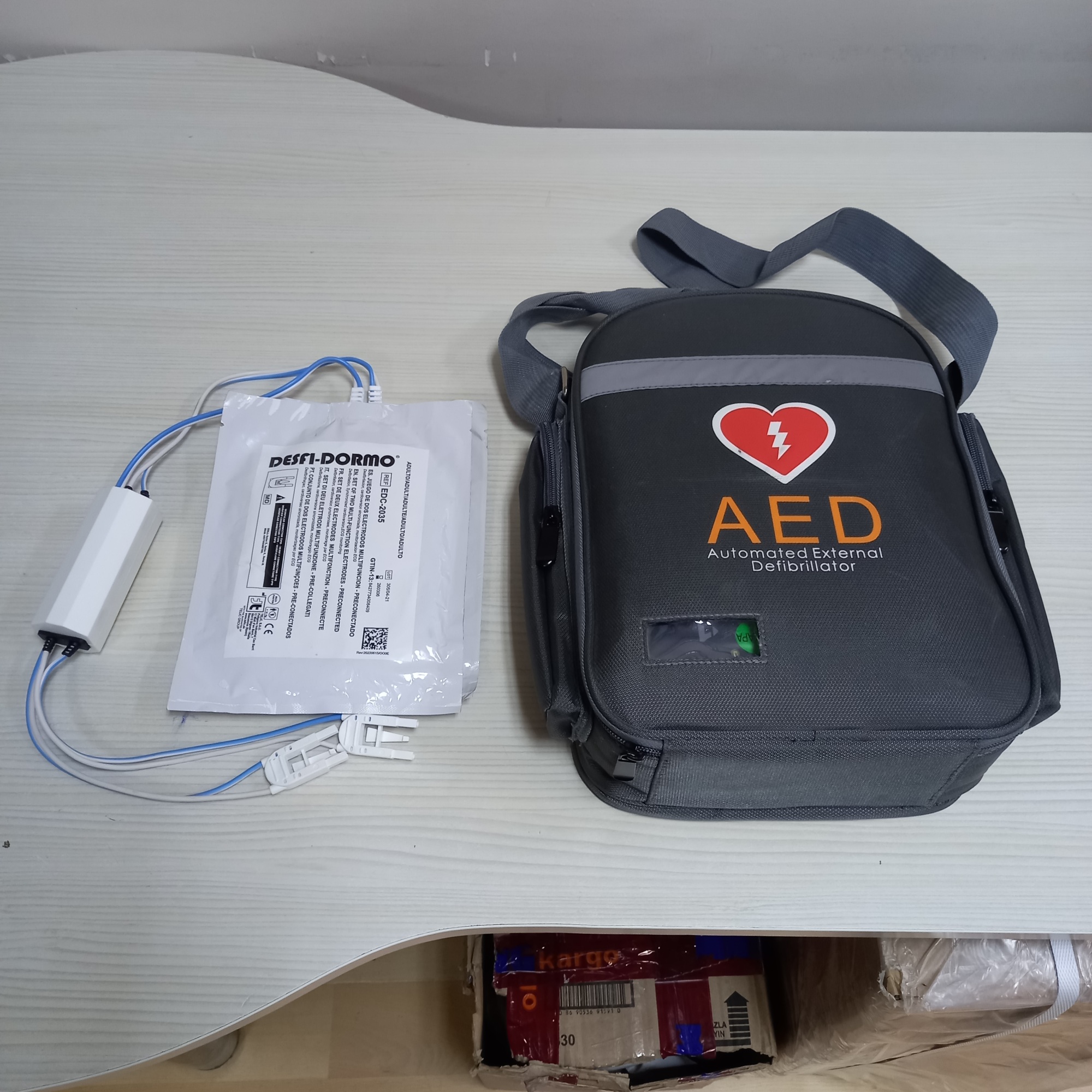 Secondhand M-B AED 7000 Yellow AED Defibrillator - Medbidding