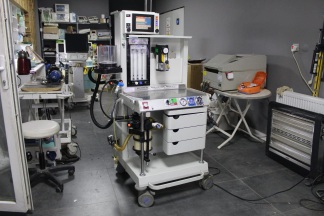 Secondhand AMS 200 Anesthesia Machine
