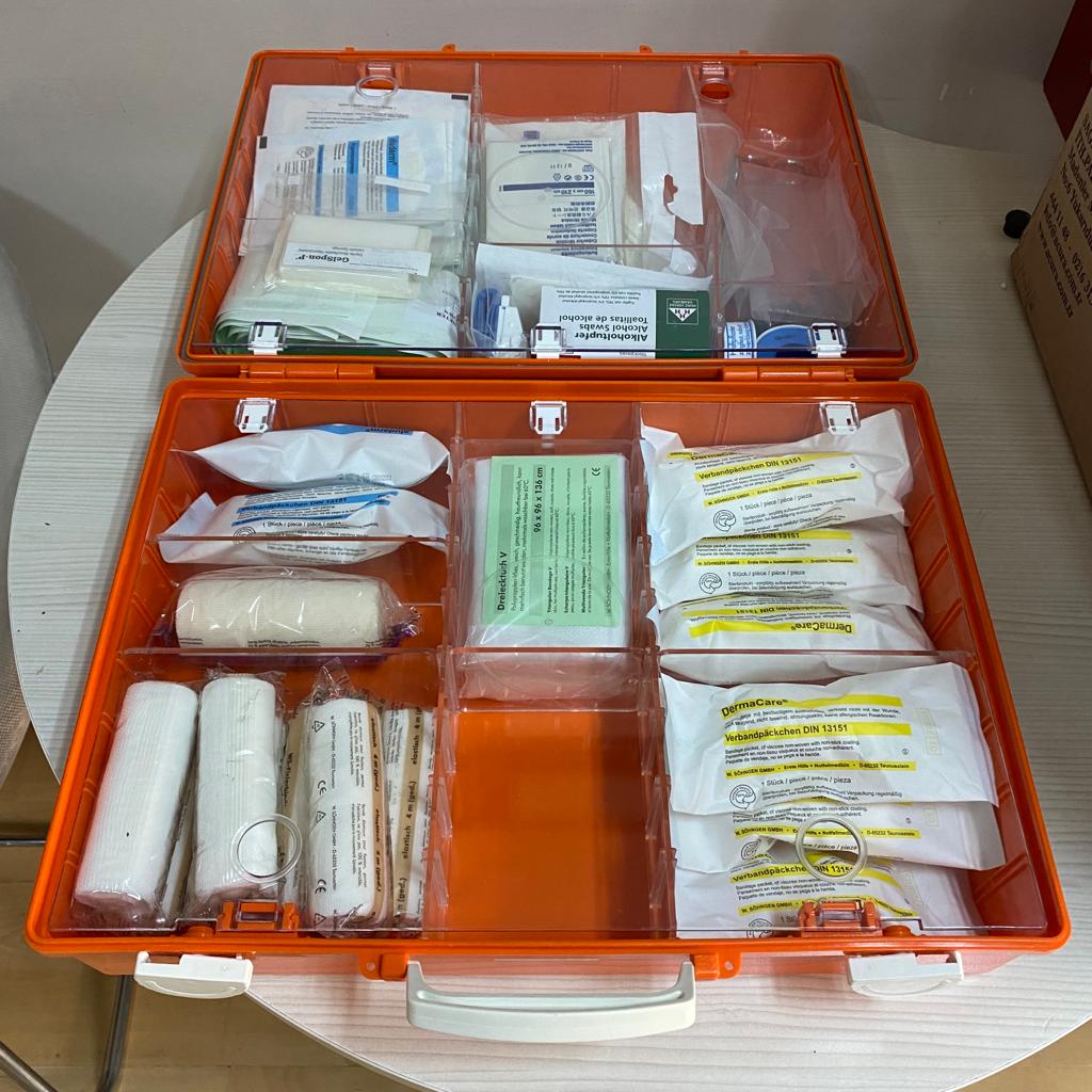 Secondhand Söhngen First Aid Kit - Medbidding
