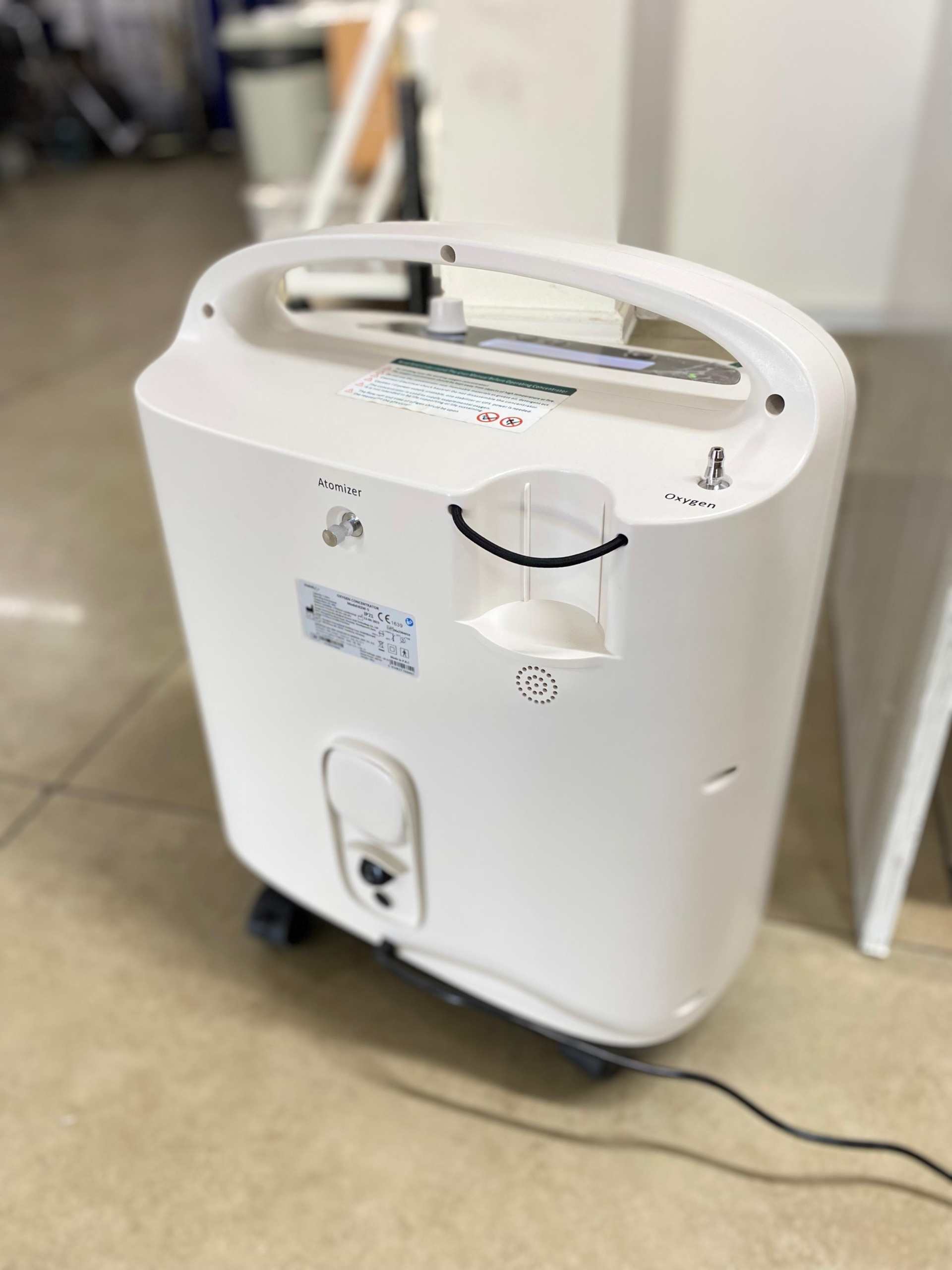 Secondhand Respirox KSW-5 5L/min Oxygen Concentrator - Image 3