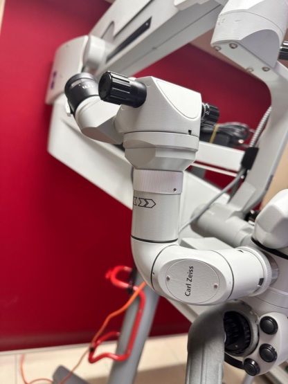 Secondhand Zeiss S8 Neurosurgical Microscope - Image 6