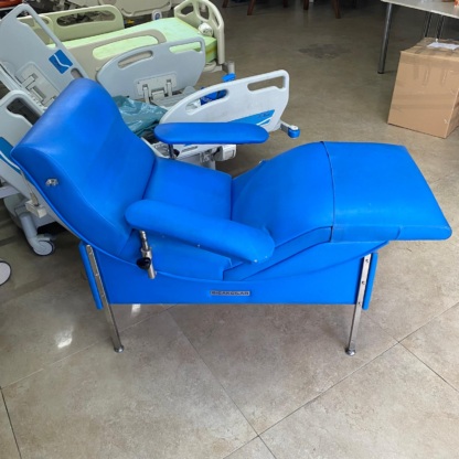 Secondhand Bıçakçılar 850 Single Motor Blood Donor Chair - Image 2