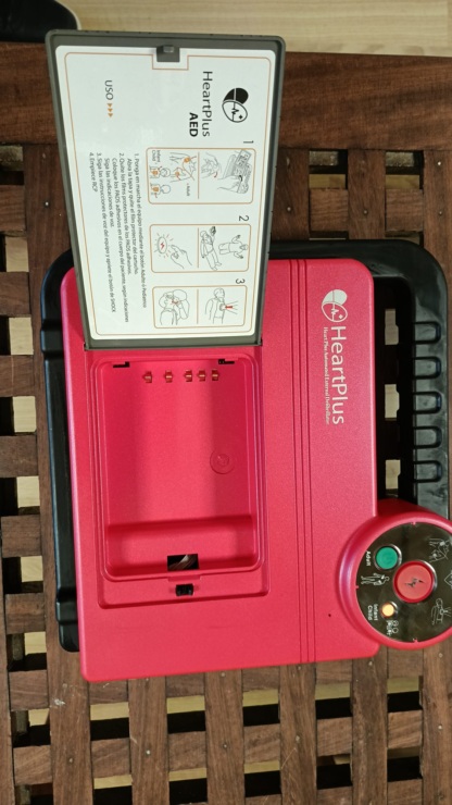 Secondhand Nanoom HeartPlus NT-180 AED Defibrillator - Image 3