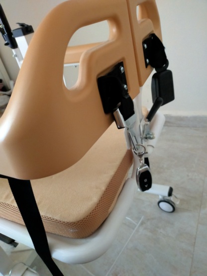 Secondhand Comfort Plus DM-170 Patient Lifti - Image 4