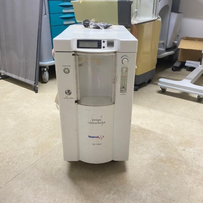 Defective Secondhand Respirox SZ-5AW 5L/min Oxygen Concentrator