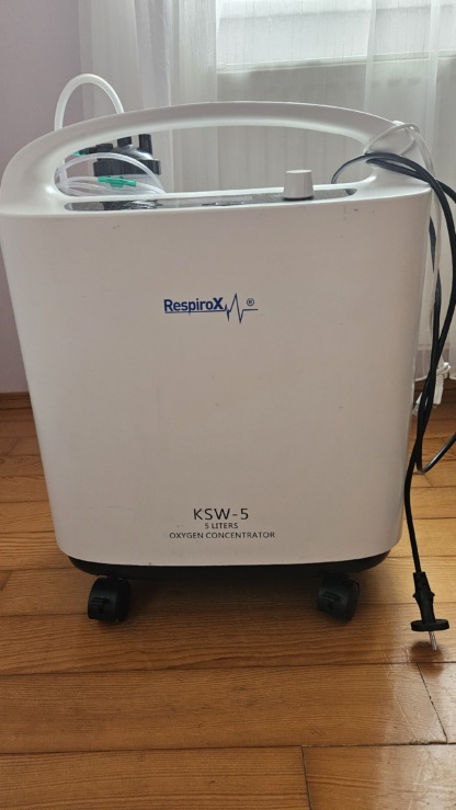 Secondhand Respirox KSW-5 5L/min Oxygen Concentrator