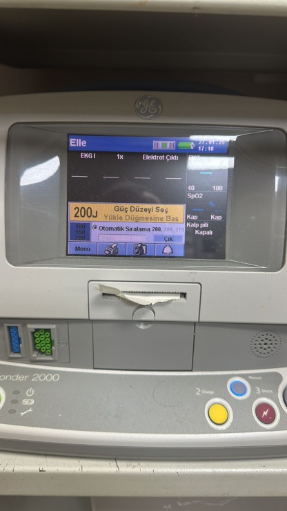 Secondhand GE Responder 2000 Monitor Defibrillator - Image 2