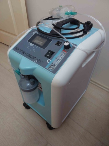 Secondhand Inox CP-501 5L/min Oxygen Concentrator - Image 2