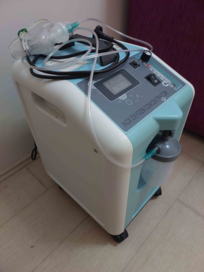 Secondhand Inox CP-501 5L/min Oxygen Concentrator - Image 3