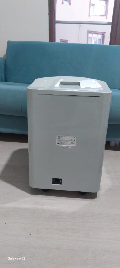 Secondhand Galena JAY-10 10L/min Oxygen Concentrator - Image 2