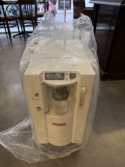 Secondhand Medwelt 7F-5B 5L/min Oxygen Concentrator - Image 3