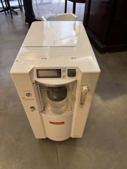 Secondhand Medwelt 7F-5B 5L/min Oxygen Concentrator - Image 2