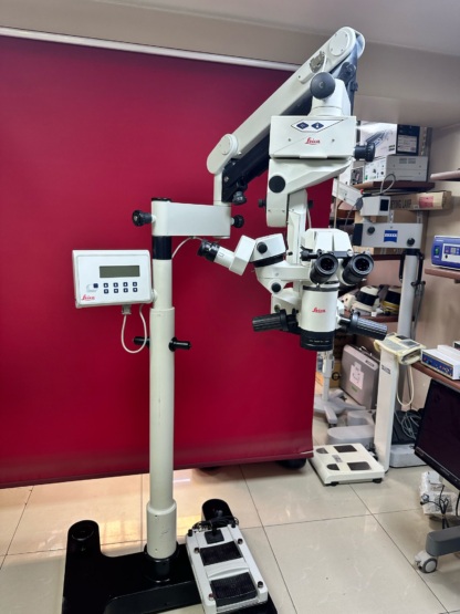 Secondhand Leica M841 Eye Surgical Microscope