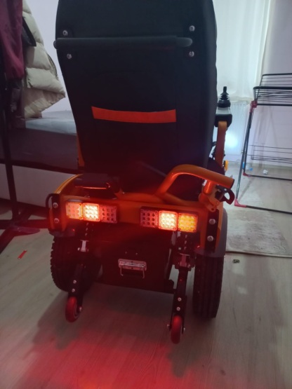 Secondhand Adelsan P301 Adult Electric Wheelchair - Image 2