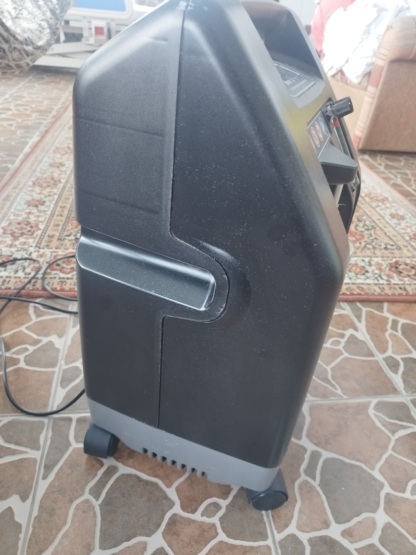 Secondhand Devilbiss Drive 1025KS 10L/min Oxygen Concentrator - Image 3