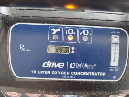 Secondhand Devilbiss Drive 1025KS 10L/min Oxygen Concentrator - Image 2