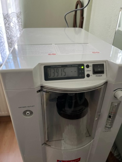 Secondhand Medwelt 7F-5B 5L/min Oxygen Concentrator - Image 2