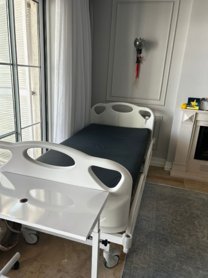 Secondhand Hetech 4 Motors Patient Bed