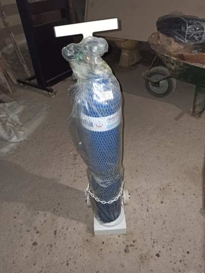 Secondhand Sesan MT-016 10 Liters Steel Oxygen Cylinder with Valve