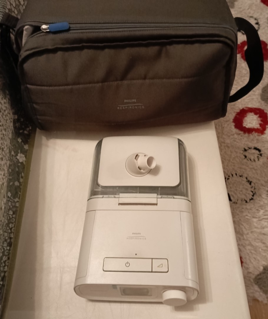 Secondhand Philips Respironics Dreamstation CPAP Pro TRX400S15 CPAP Device with Humidifier