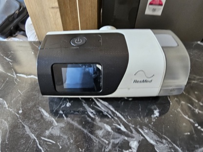 İkinci El Resmed Airsense 11 AutoSet Nemlendiricili OTOCPAP Cihazı