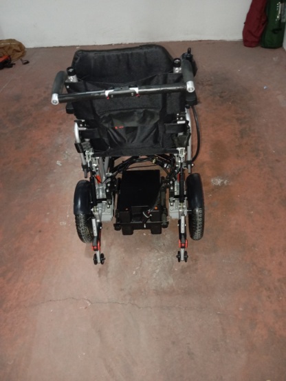 Secondhand Poylin P200 Adult Electric Wheelchair - Image 4