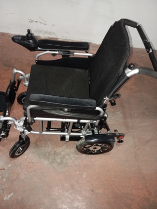 Secondhand Poylin P200 Adult Electric Wheelchair