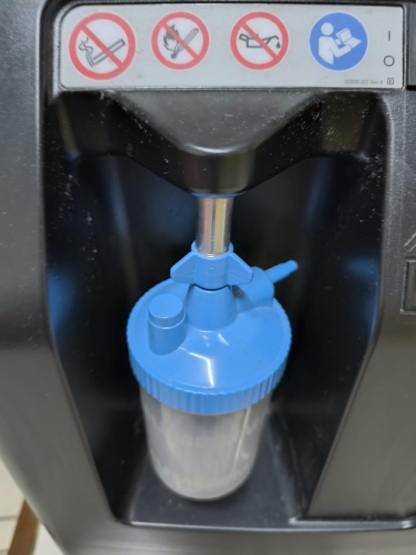 Secondhand Devilbiss Compact 525KS 5L/min Oxygen Concentrator - Image 2