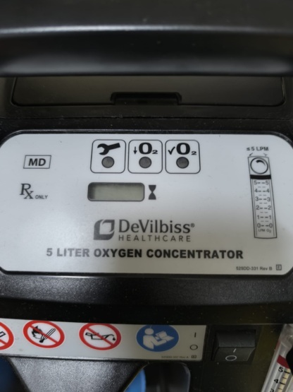 Secondhand Devilbiss Compact 525KS 5L/min Oxygen Concentrator - Image 4