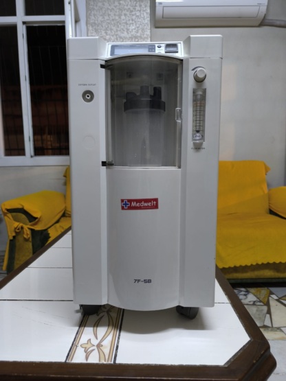 Secondhand Medwelt 7F-5B 5L/min Oxygen Concentrator