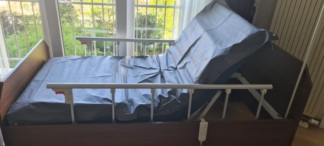 Secondhand Sesan HK-007 Dual Motor Patient Bed