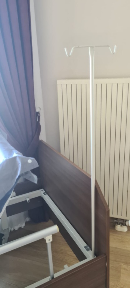 Secondhand Sesan HK-007 Dual Motor Patient Bed - Image 5