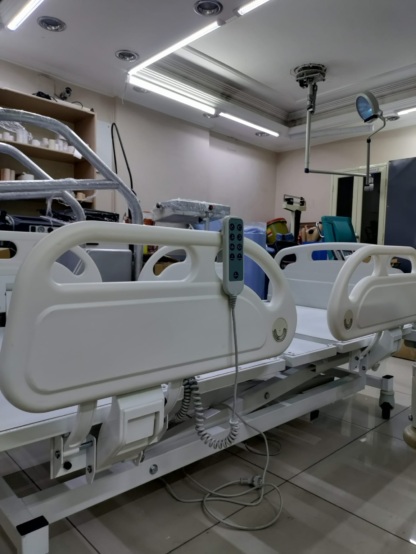 Secondhand MSC 3 Motors Patient Bed - Image 3