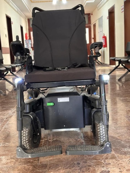 Secondhand Ottobock Juvo B4 Adult Electric Wheelchair - Image 4