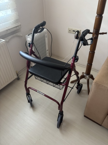 İkinci El Witra Yetişkin Tekerlekli Rollatör Walker (Yürüteç) - Görsel 4