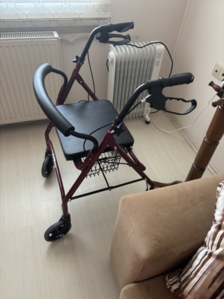 İkinci El Witra Yetişkin Tekerlekli Rollatör Walker (Yürüteç)