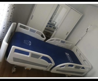 Secondhand Meissa Pioneer 3.1 Trend 3 Motors Patient Bed - Image 2
