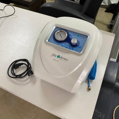 Secondhand Fibroderms Pro XS Skin Vacuum Device - Image 2