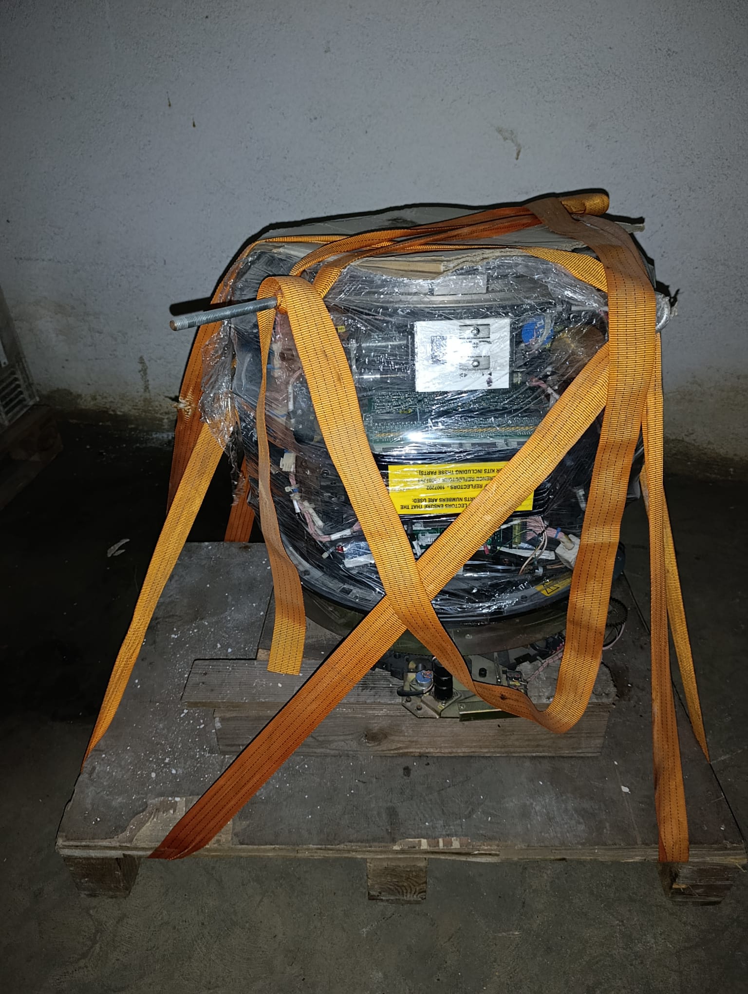 Secondhand Elekta Linac Linear Accelerator - Image 2