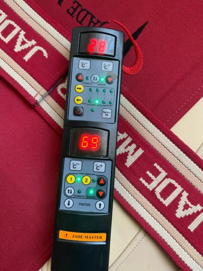 Secondhand Jade Master Thermal Massage Bed - Image 2