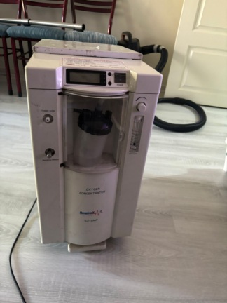 Secondhand Respirox SZ-5AW 5L/min Oxygen Concentrator