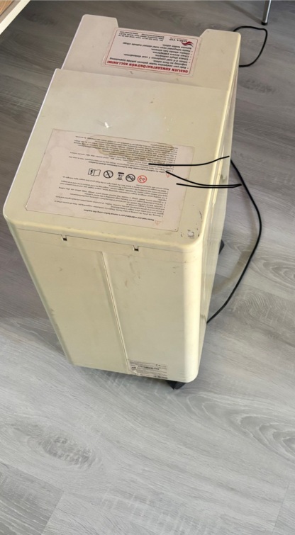 Secondhand Respirox SZ-5AW 5L/min Oxygen Concentrator - Image 4