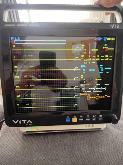 İkinci El Vita V12 Hastabaşı Monitörü