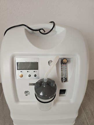 Secondhand Konsung KSOC-5 5L/min Oxygen Concentrator