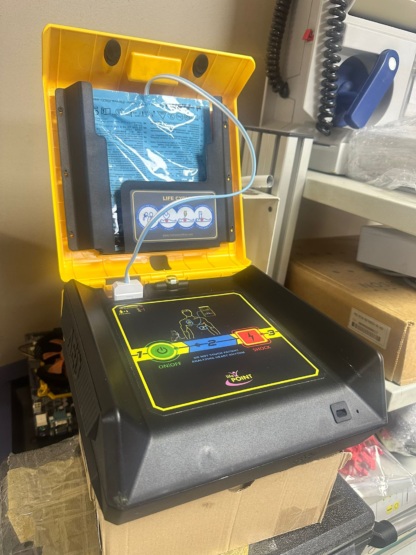 Secondhand Life-Point Pro AED Defibrillator - Image 3