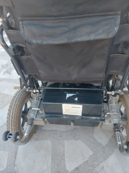 Secondhand Wollex W111A Adult Electric Wheelchair - Image 2