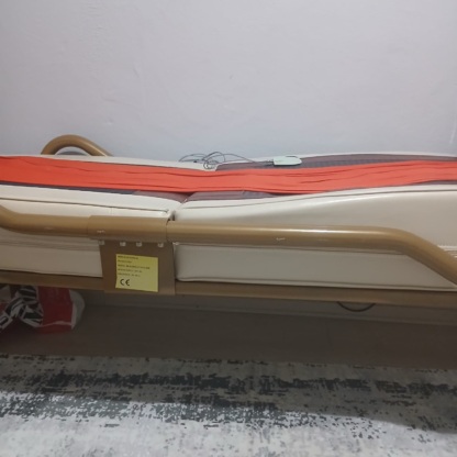 Secondhand Healthmaster GS 8000 Thermal Massage Bed - Image 3