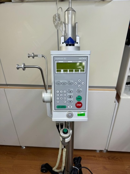 Secondhand Medtron Injektomat 82S CT Injector - Image 3