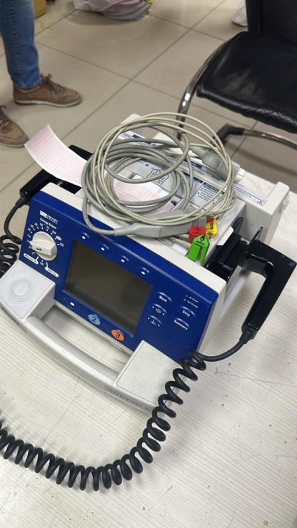 Secondhand Philips Heartstart XL Monitor Defibrillator - Image 3