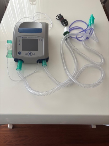 Secondhand Puritan Bennett 560 Home Mechanical Ventilator - Image 2